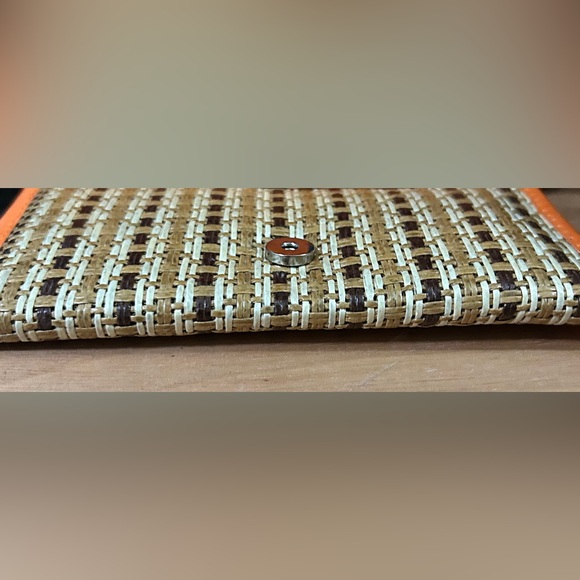 Colorful Native Beaded Earrings & Wallet Set - Picture 9 of 9